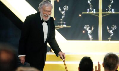 Comedy icon Dick van Dyke celebrates turning 100: “I still try to dance”