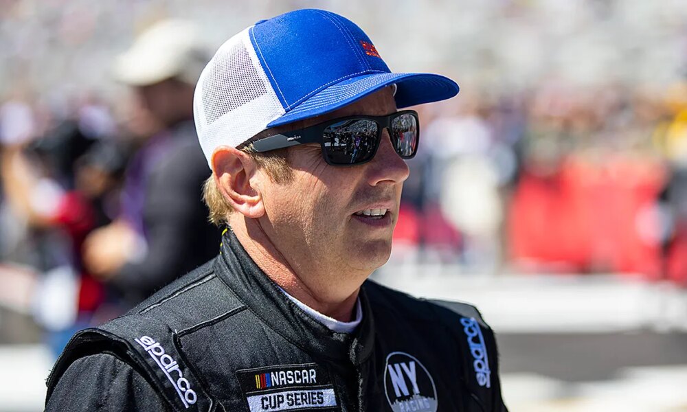 Ex-NASCAR star Greg Biffle, family members killed in North Carolina plane crash