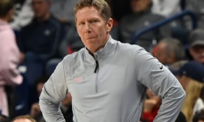Few 2nd fastest to 750 wins; Gonzaga rolls to 9-1