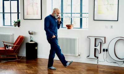 How to Set Up a Smartphone for Loved Ones Who Don’t Get Tech