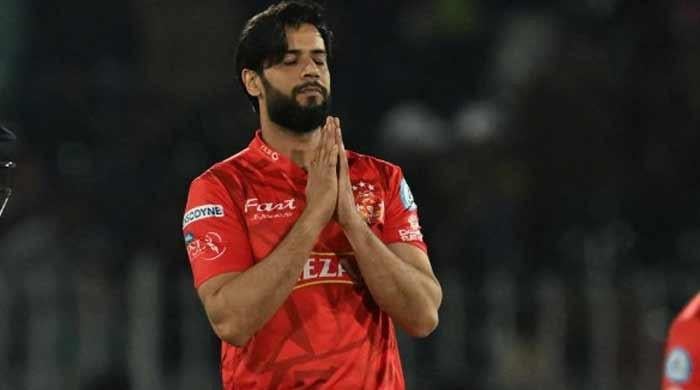 Imad Wasim announces divorce after over six years of marriage