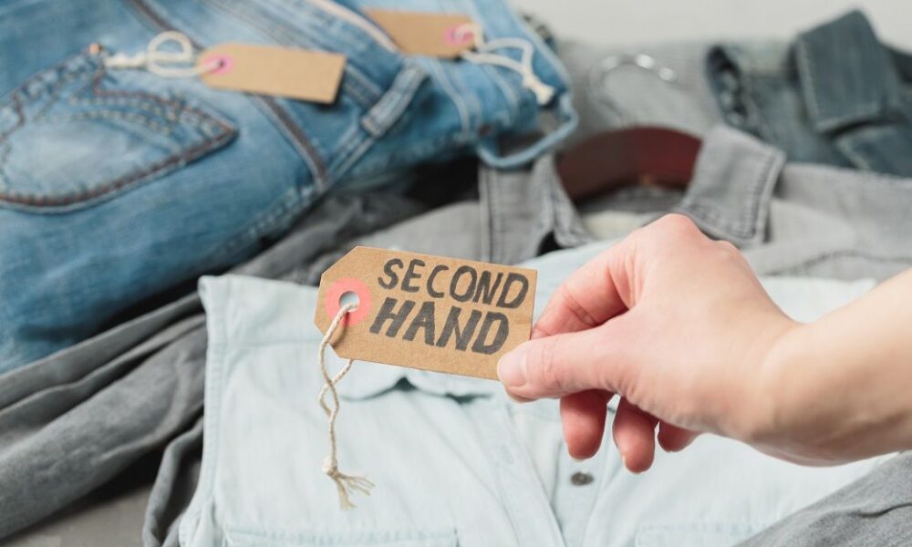 Indonesia’s thrift surge fuels waste and textile industry woes