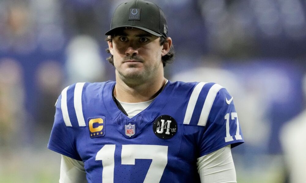 NFL Week 15 buzz: What we’re hearing about Daniel Jones, the upcoming coaching carousel and more