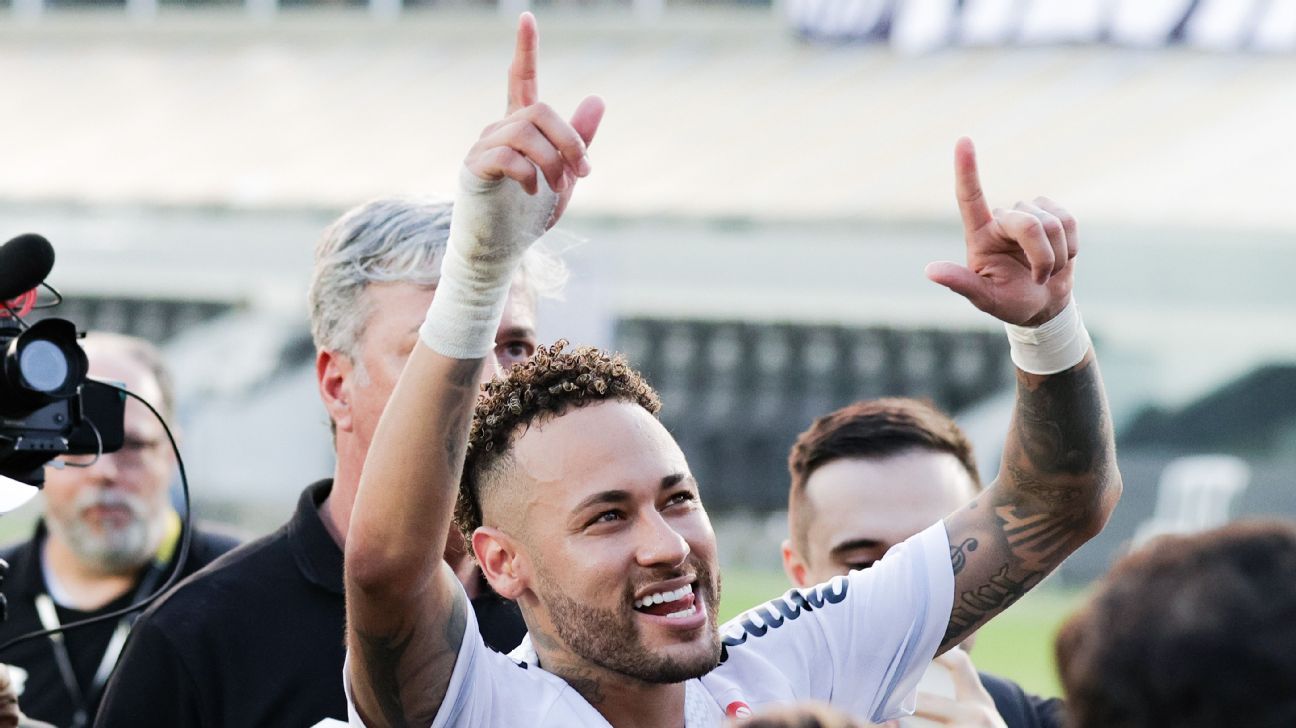 Neymar helps Santos stay up, knee surgery next