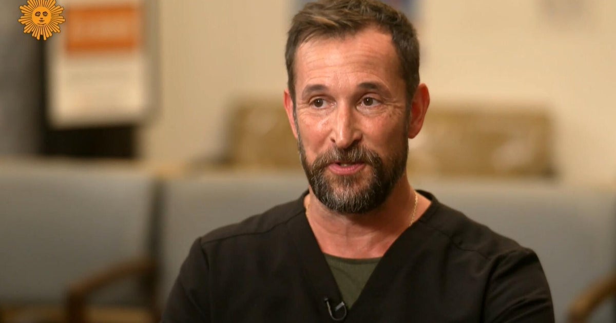 Noah Wyle talks authenticity of medical drama “The Pitt” and how cast prepared