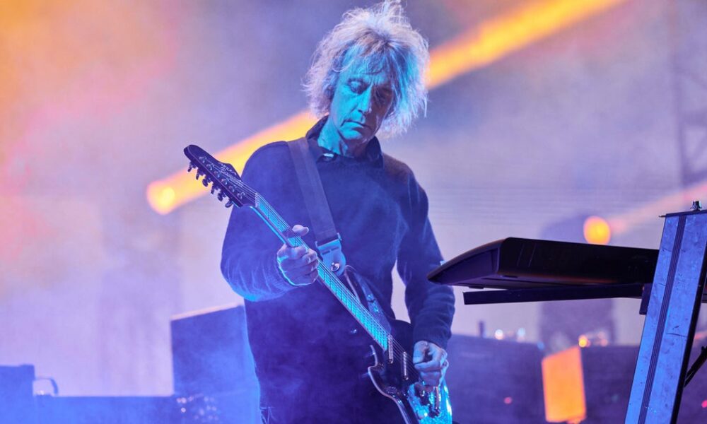 Perry Bamonte, guitarist for The Cure, dies after “short illness” at 65