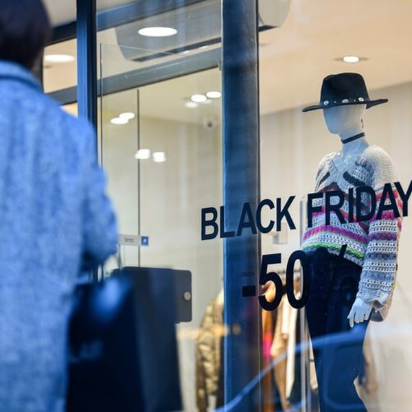 U.S. Black Friday online sales hit record .8 billion, Adobe reports