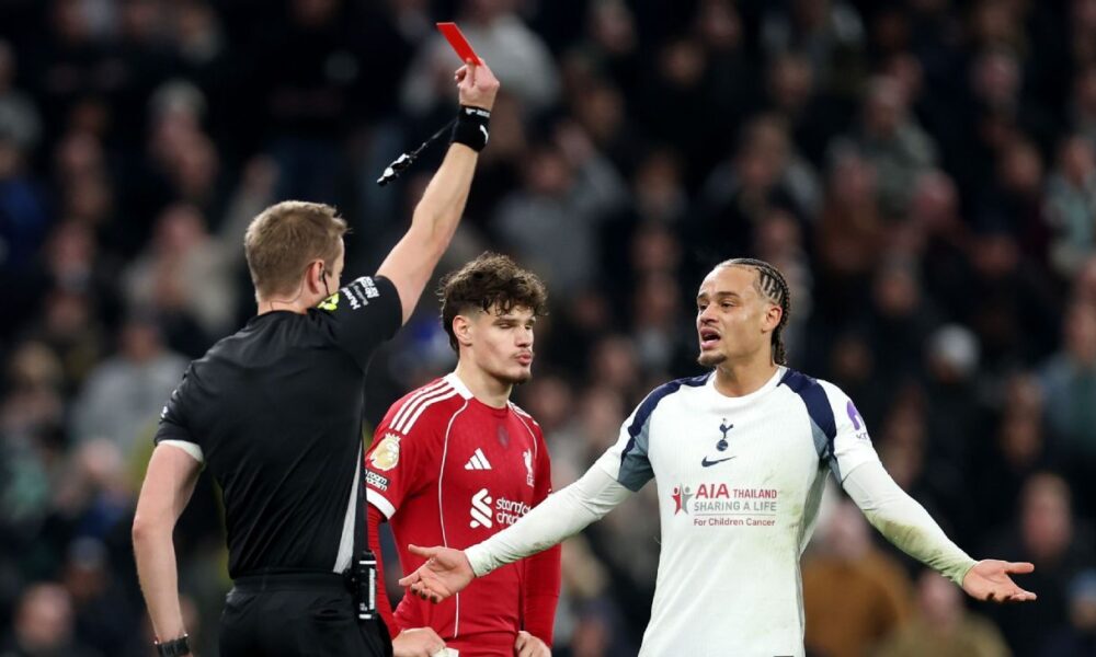VAR review: Was Simons’ red vs. Liverpool deserved?