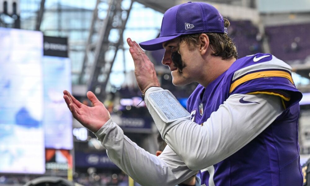 Vikes’ McCarthy ‘plays winning football’ in return