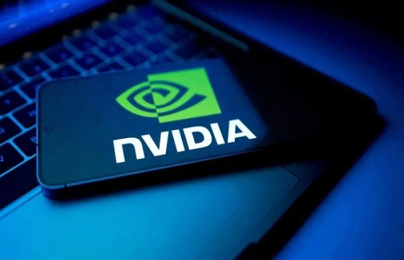 US to allow Nvidia H200 chip shipments to China, Trump says