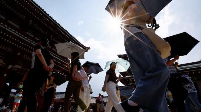 2025 on track to tie second hottest year on record: EU monitor