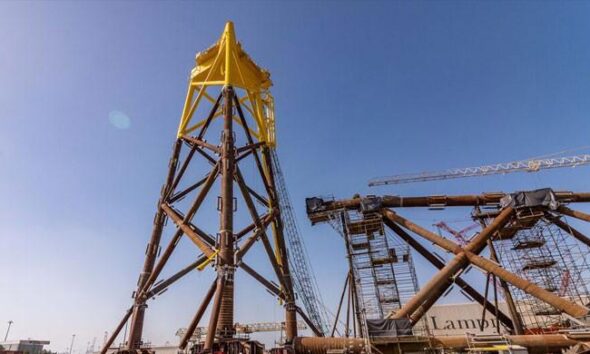 Oil-rich UAE turns to AI to grease economy