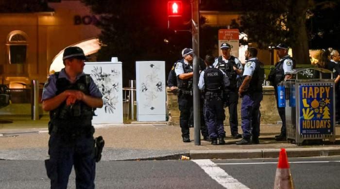 Major cities heighten security around Hanukkah events after Sydney shooting