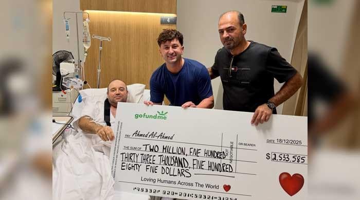 Australia’s ‘Bondi hero’ handed .65m collected from fundraising