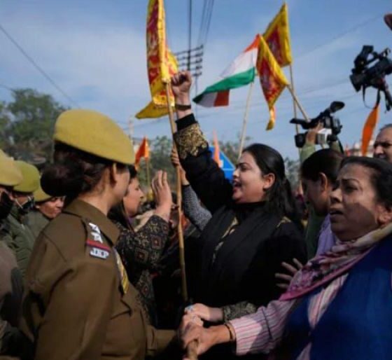 India Shuts Down Medical College in Kashmir Amid Protests Over Muslim Students’ Admissions