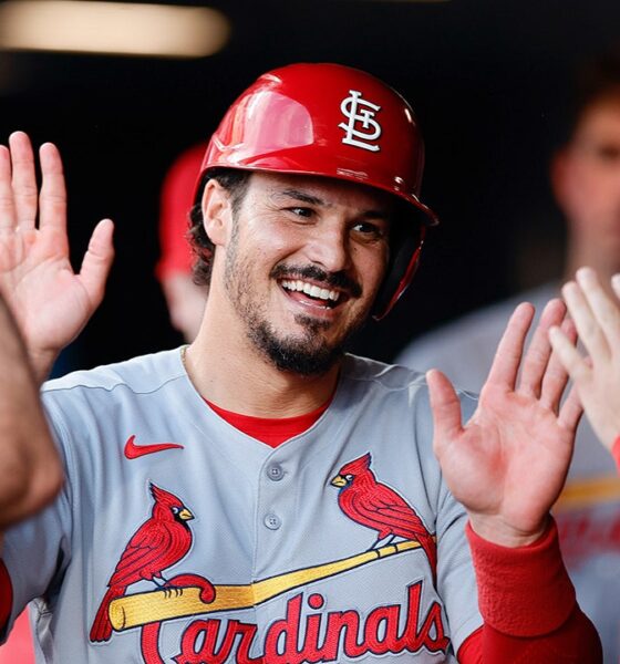 Diamondbacks acquire 8-time All-Star Nolan Arenado from the Cardinals in big move