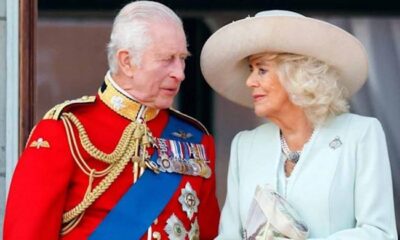 King Charles, Queen Camilla return to Bruckingham Palace with tears