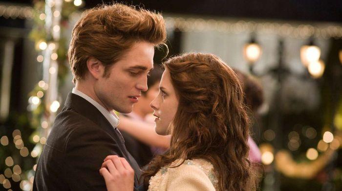 Kristen Stewart plans to remake ‘Twilight’ series as ‘director’