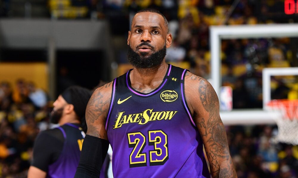Lakers’ LeBron James shrugs off reported tension with Jeanie Buss: ‘It don’t bother me’