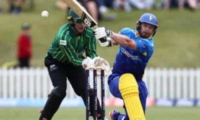 Left is sometimes right for Phillips | The Express Tribune