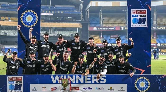 New Zealand register first ODI series win in India despite Kohli ton