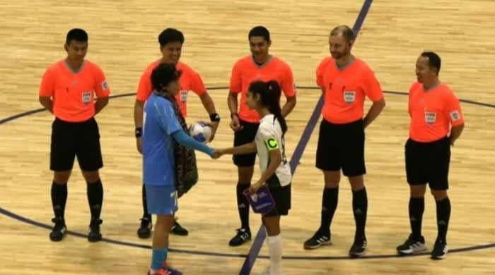 Pakistan, India women’s futsal captains share rare handshake moment