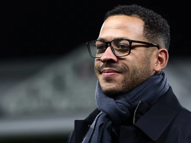 Rosenior looks to emulate Utd’s ‘Class of 92’  | The Express Tribune