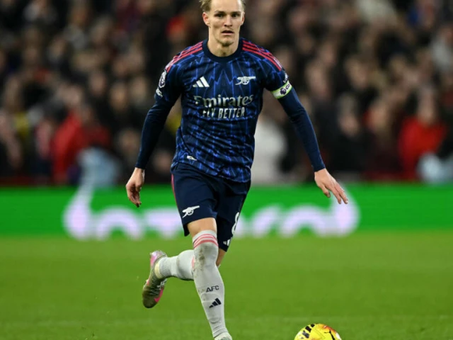 Three Premier League talking points | The Express Tribune