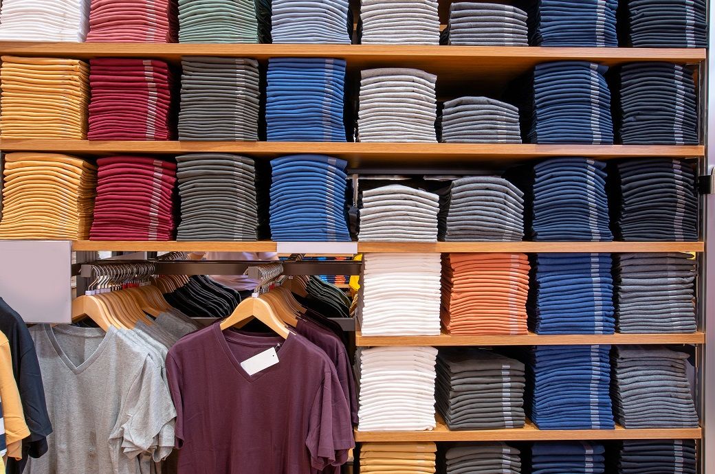 UK clothing exports rise 2.7% to in Nov 2025