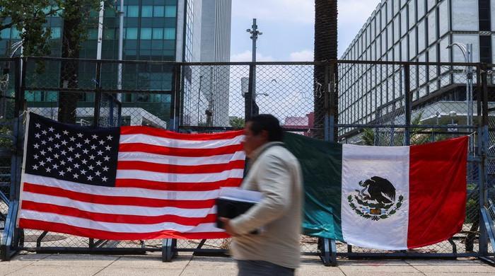 US revokes over 100,000 visas, targeting tourists, students, workers