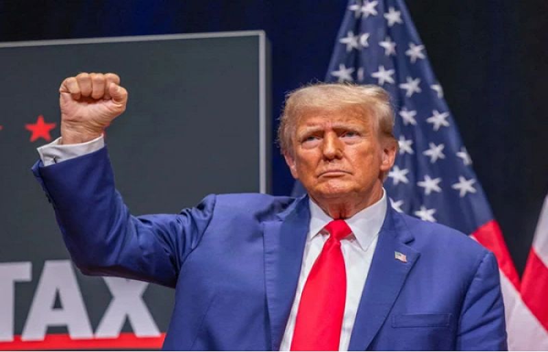 US fleet is moving towards Iran, hopefully Iran will make a deal with us: Trump