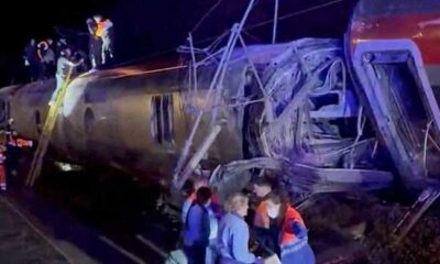 Two high-speed trains derail in Spain, 21 people killed