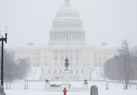 Historic winter storm kills at least 10 across US