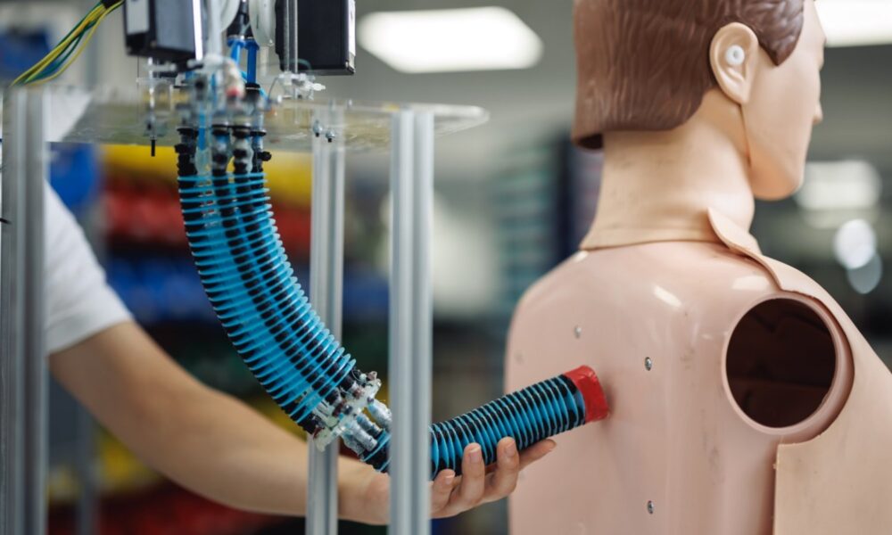 A neural blueprint for human-like intelligence in soft robots