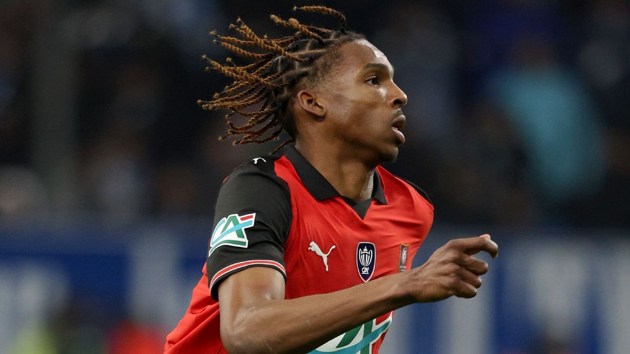 Arne Slot: ‘Are Liverpool unlucky?’ after Jérémy Jacquet injury