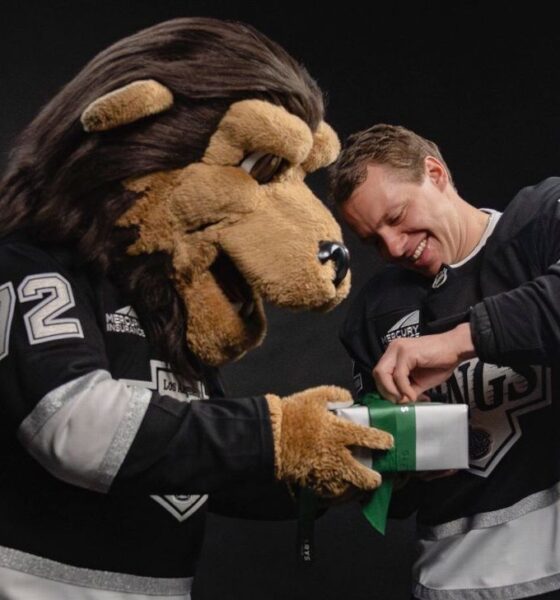 Artemi Panarin gifts Los Angeles Kings mascot Rolex for No. 72 jersey