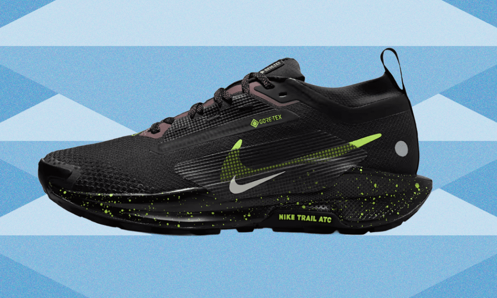 Do Waterproof Sneakers Keep the Slosh In or Out? Let WIRED Explain