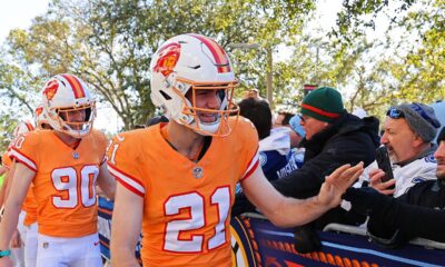 Lightning players wear full-padded Bucs uniforms, get Baker Mayfield escort before Stadium Series in Tampa