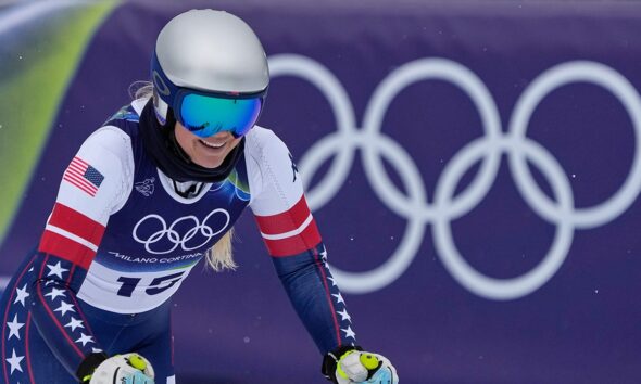 Lindsey Vonn crashes in Winter Olympics alpine ski women’s downhill event