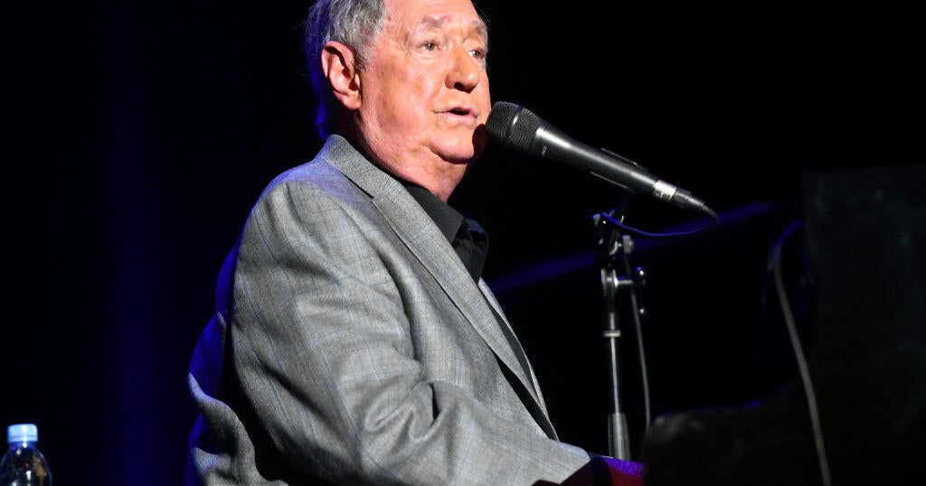 Neil Sedaka, singer whose hits included “Laughter in the Rain,” dies at 86