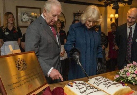 Queen Camilla ‘scolds’ King Charles during cake cutting