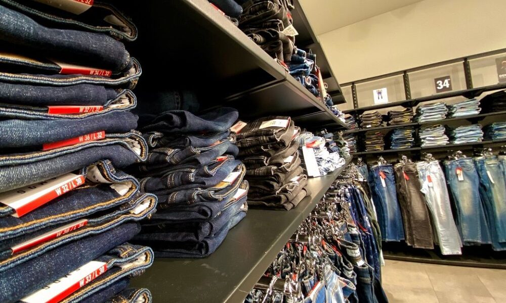 South Africa textile imports edge up to .164 bn in 2025