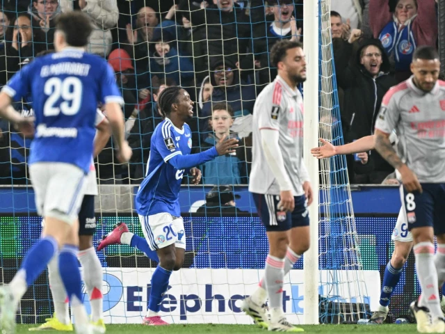 Strasbourg snap Lyon winning run  | The Express Tribune