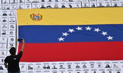 The Information Networks That Connect Venezuelans in Uncertain Times