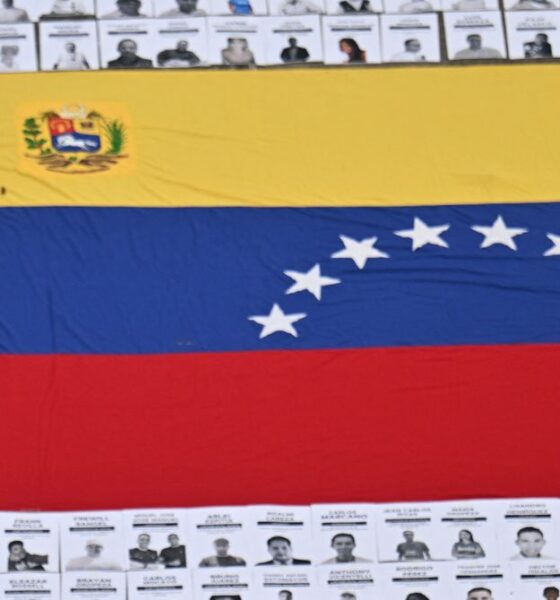 The Information Networks That Connect Venezuelans in Uncertain Times