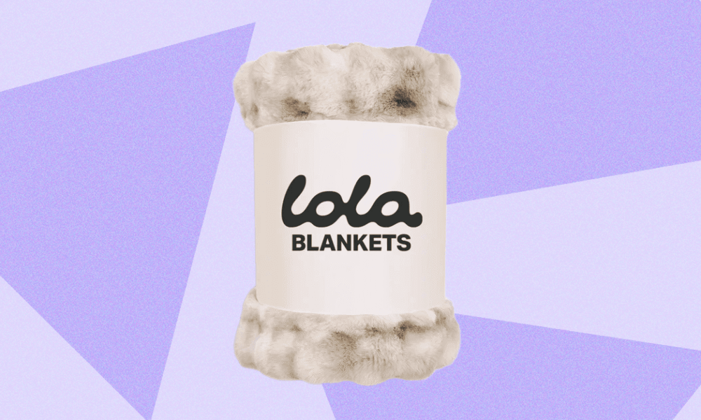 The Internet’s Favorite Blanket Is 45 Percent Off