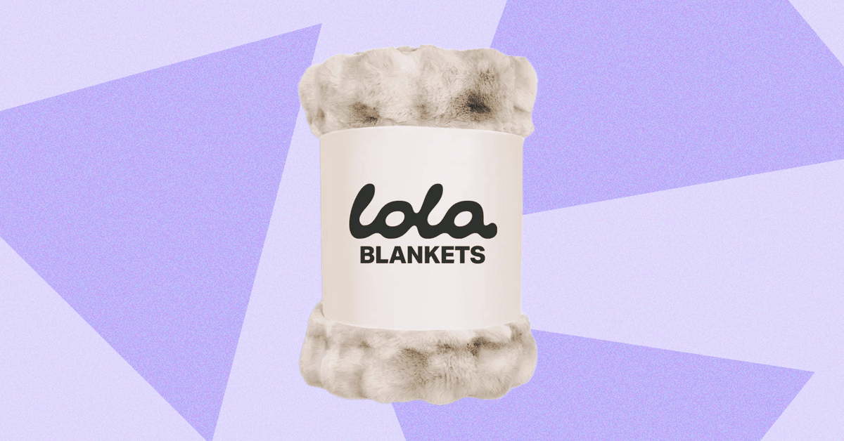The Internet’s Favorite Blanket Is 45 Percent Off