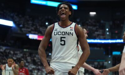 UConn rolls by 32 in Pitino’s biggest loss at St. John’s