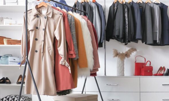 UK clothing exports fall 9.17% in 2025