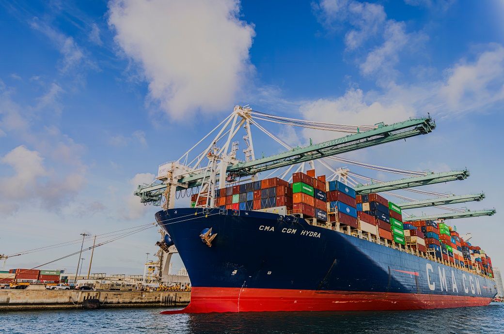 US container imports rebound to 2.32 mn TEUs in January